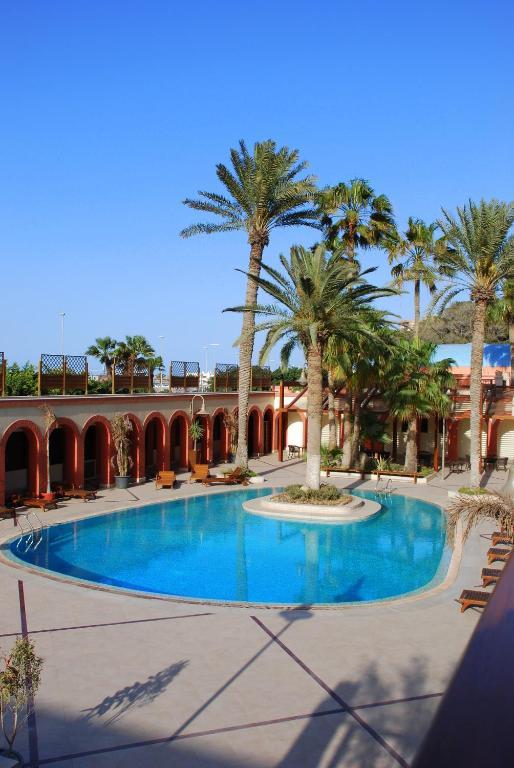 Al Waddan Hotel Tripoli Exterior photo